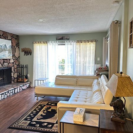 Bearadise Retreat At English Mountain Condo Сивиървил Екстериор снимка
